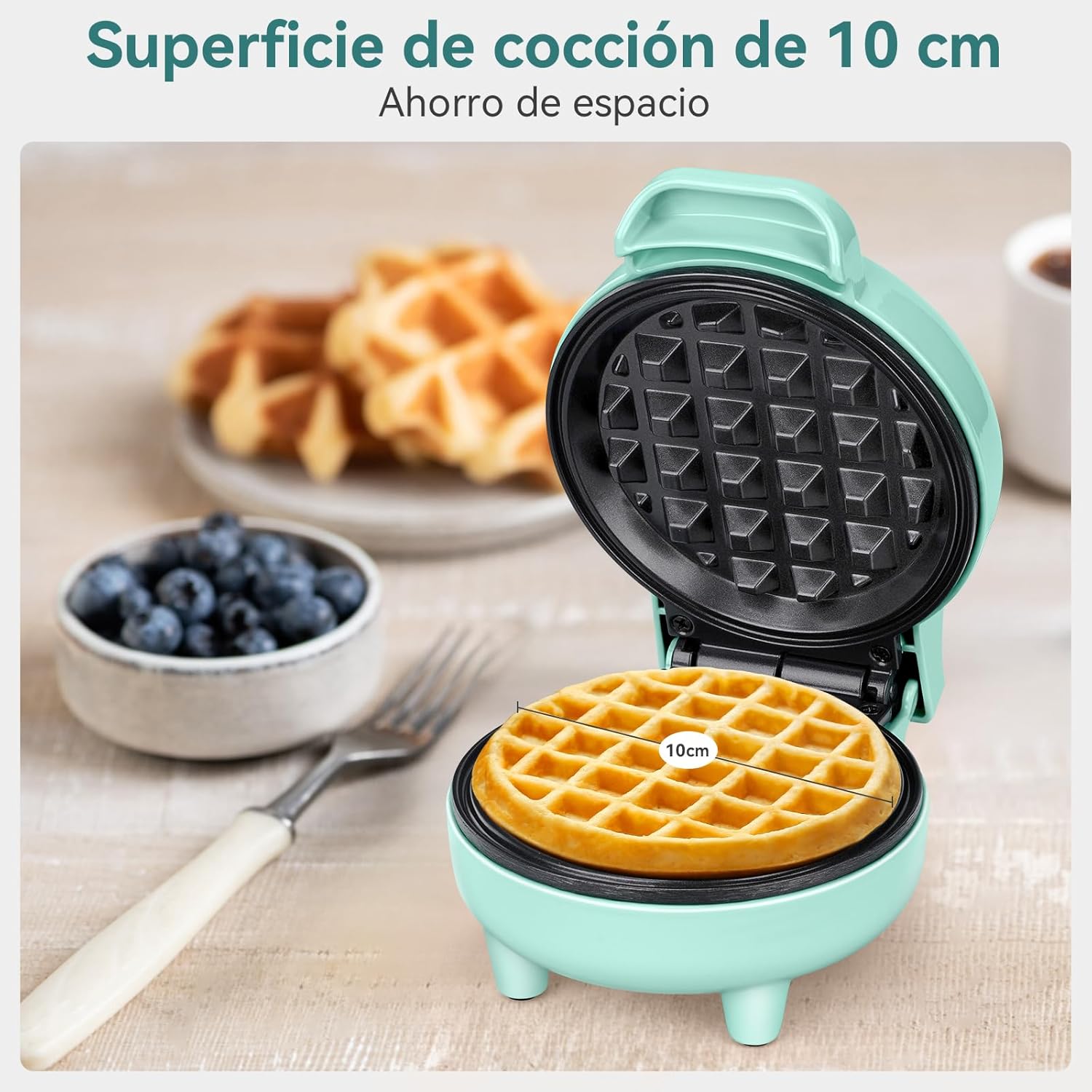 Imagen del producto - SNAILAR Gofrera Mini, ‎550Ｗ Waffle Maker, Gofrera Pequeña Para Gofres, Antiadherente, Mango Cool Touch, Diseño Compacto, Temperatura Automática, Verde