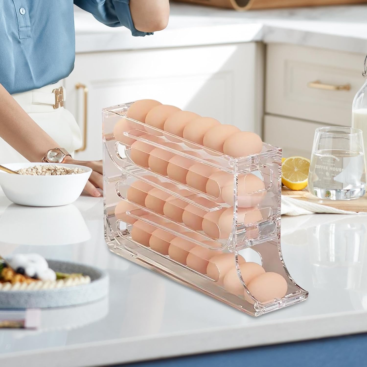 Imagen del producto - Dispensador de huevos para frigorífico | Huevera de 4 niveles para frigorífico | 2024 Nuevo organizador automático de huevos con ruedas | Estante apilable para almacenamiento de huevos que ahorra